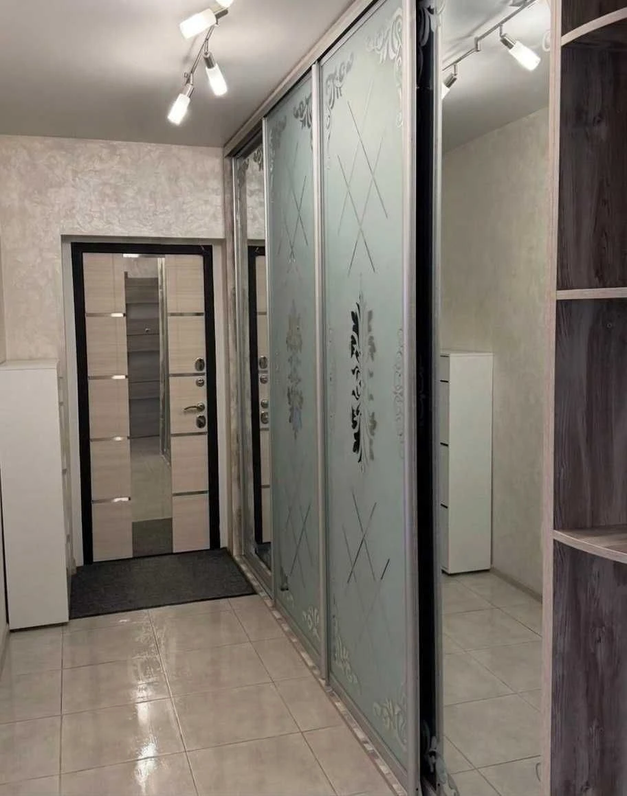 Продаж 2к квартира АГВ новобудова