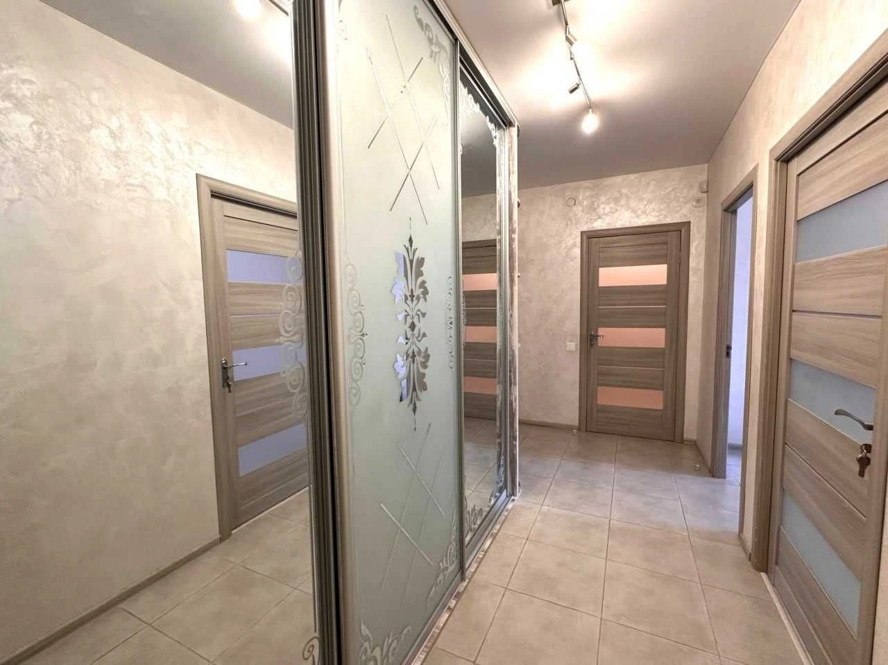 Продаж 2к квартира АГВ новобудова
