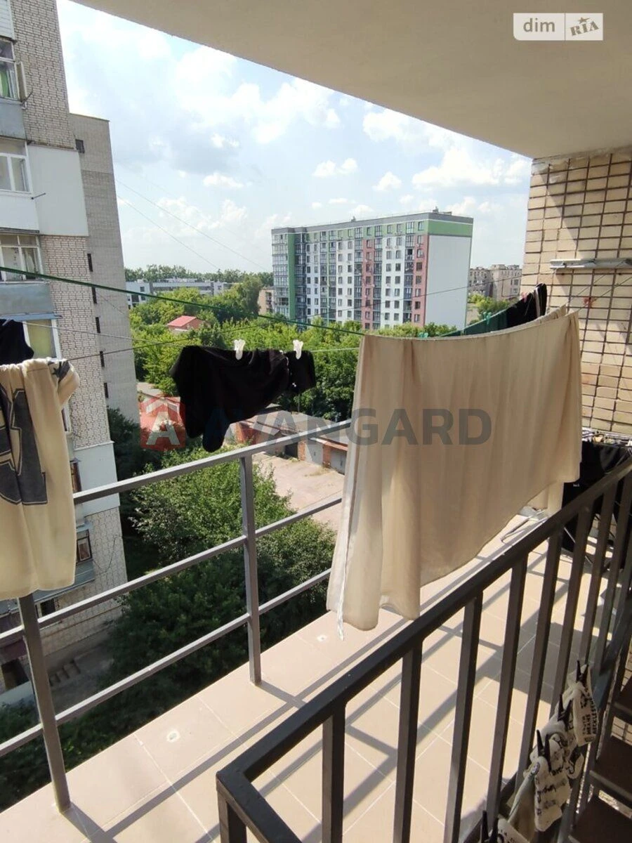 Продаж кімнати в гуртожитку