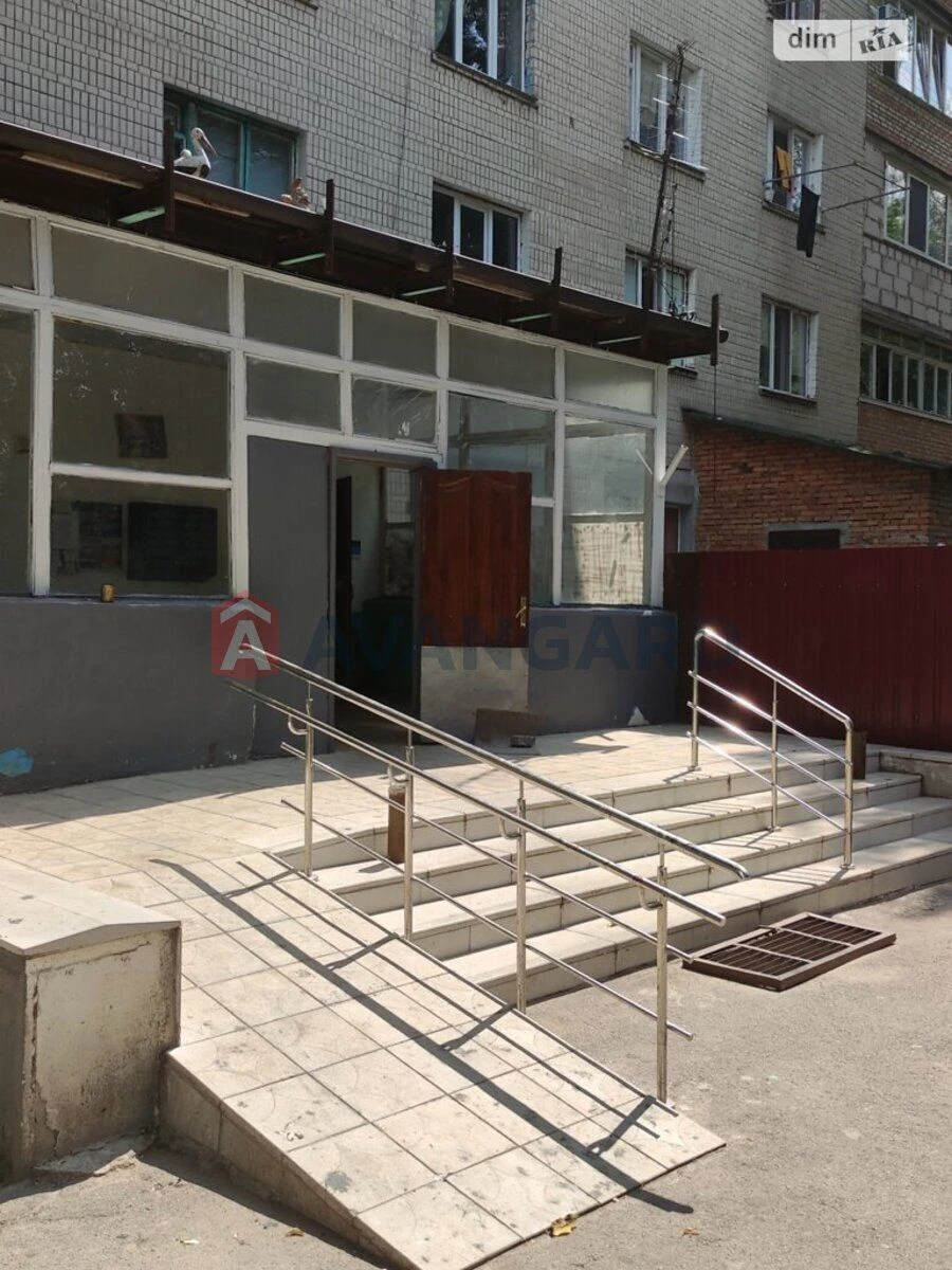 Продаж кімнати в гуртожитку