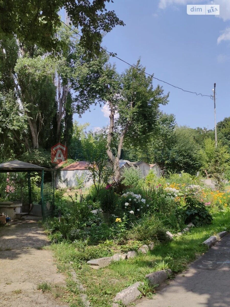 Продаж кімнати в гуртожитку