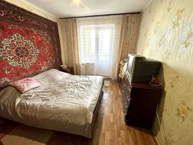 Продаж 3к трикімнатна, Квартира, АГВ, Не кутова, Урожай, Сер