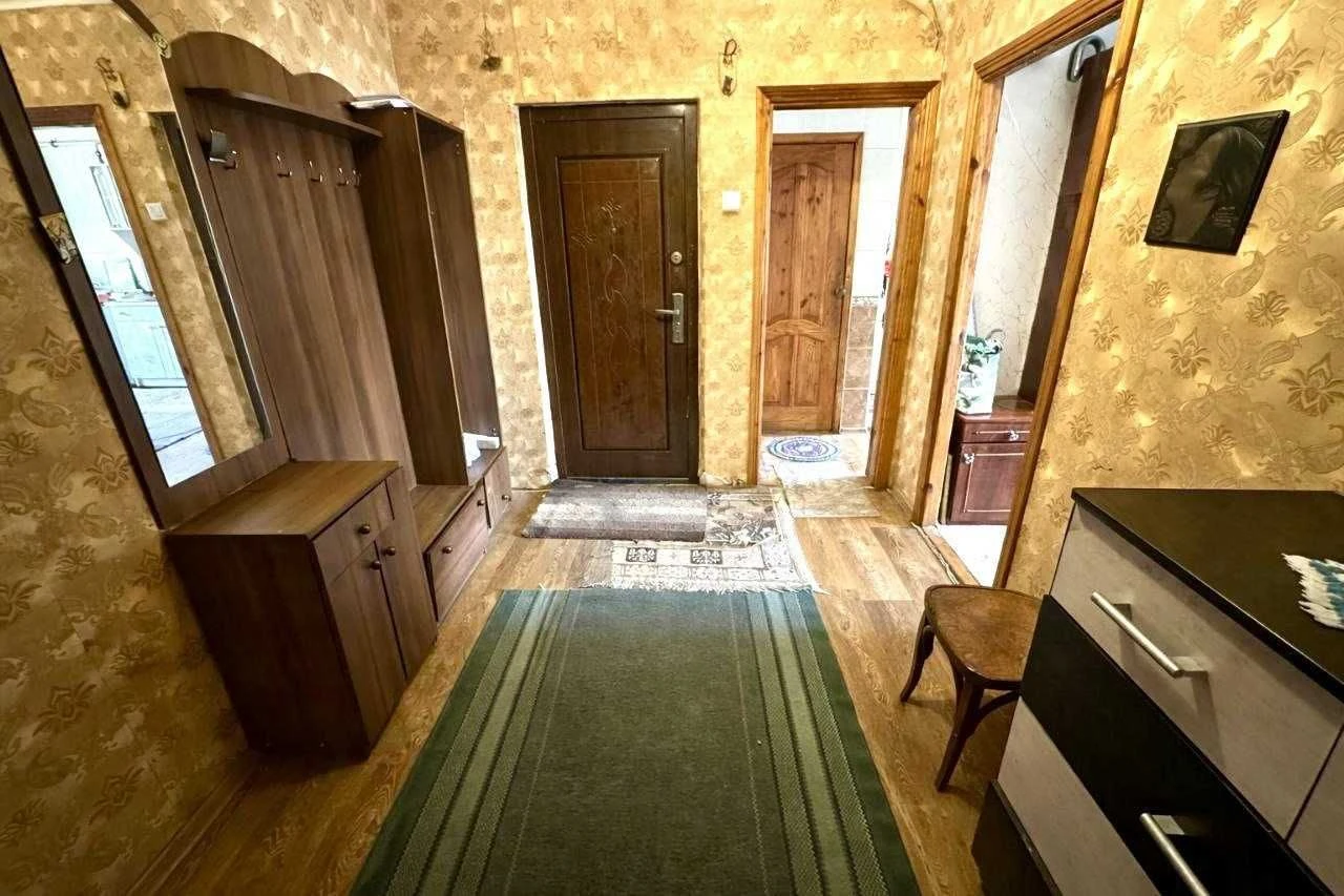 Продаж 3к трикімнатна, Квартира, АГВ, Не кутова, Урожай, Сер