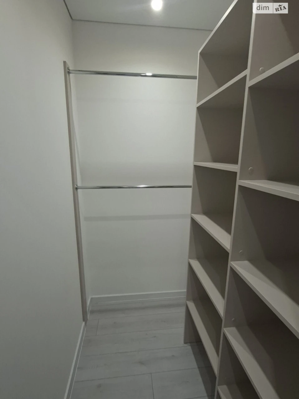 Продаж Квартира Академічний