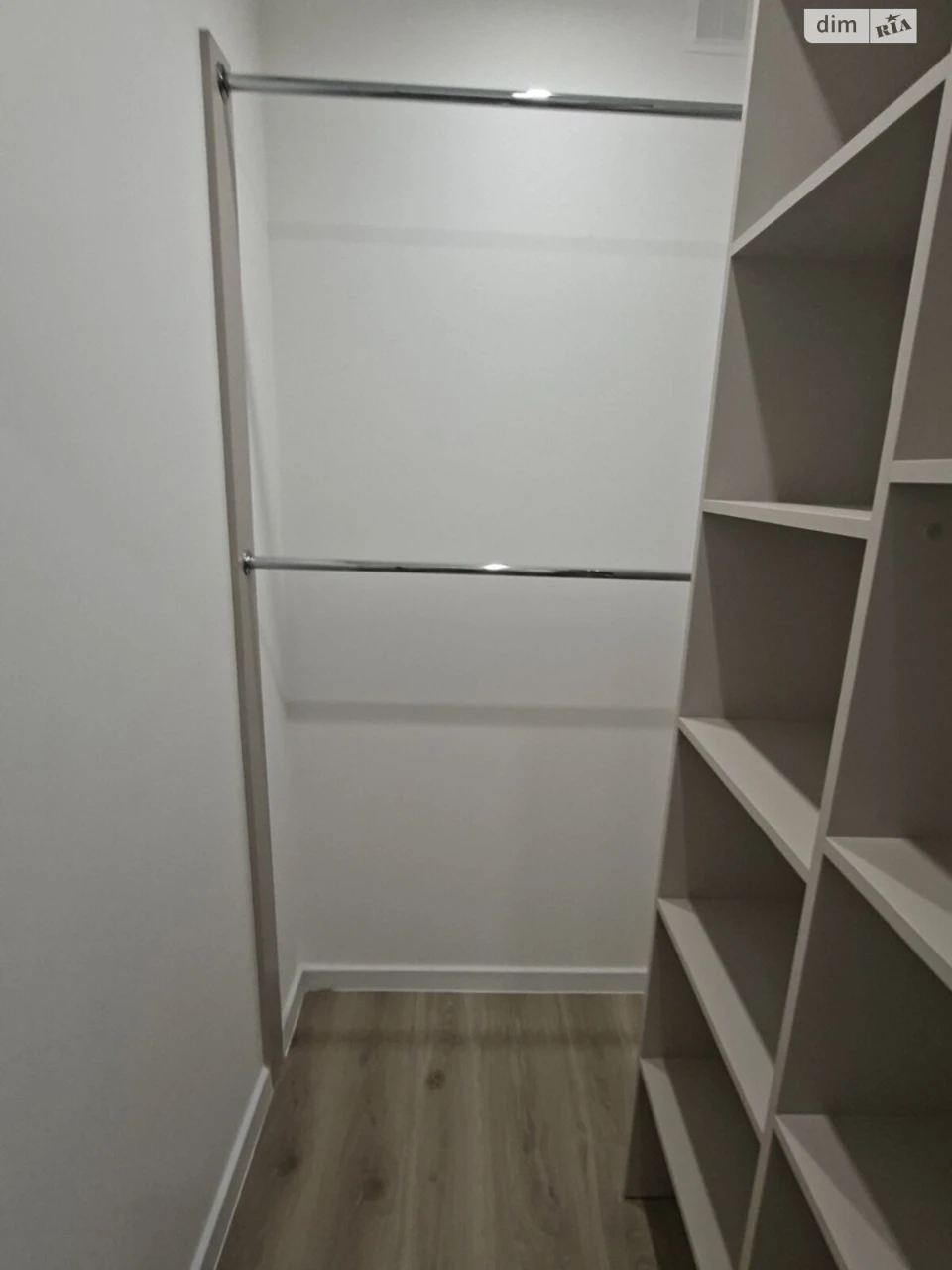 Продаж Квартира Академічний