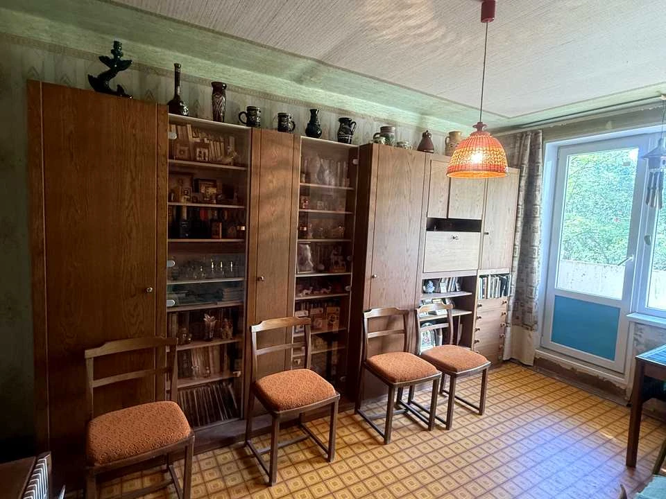 Apartment. Kharkiv, Peremohy Avenue.