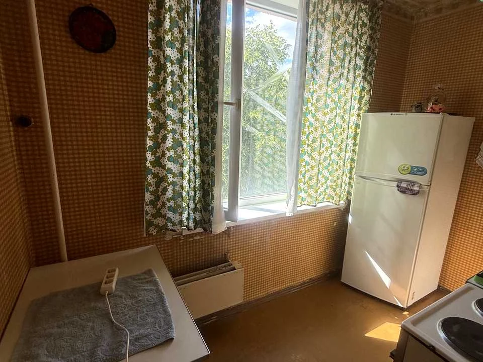 Apartment. Kharkiv, Peremohy Avenue.