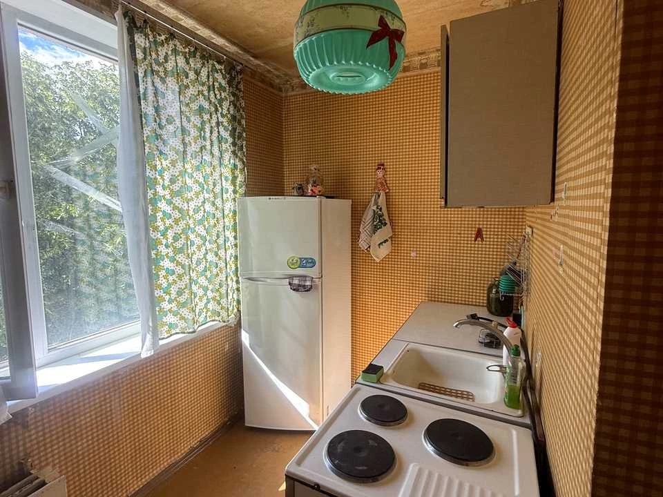 Apartment. Kharkiv, Peremohy Avenue.