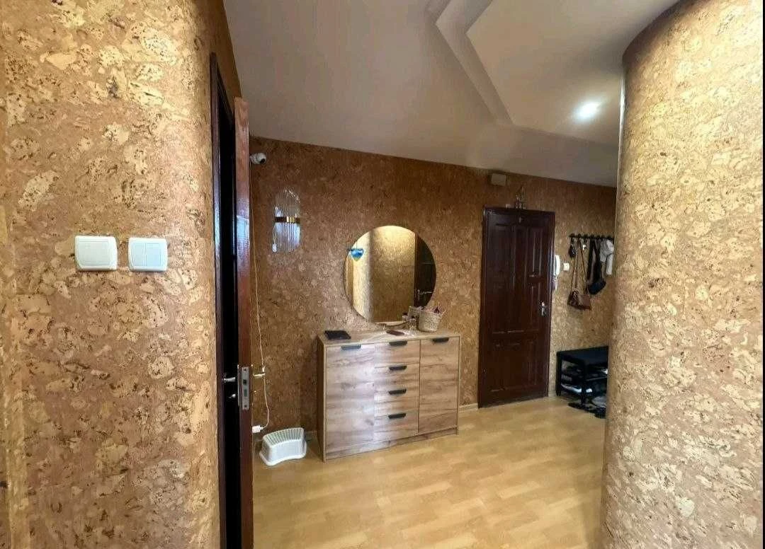 Продам 3 кім кв, р-н Поділля!!