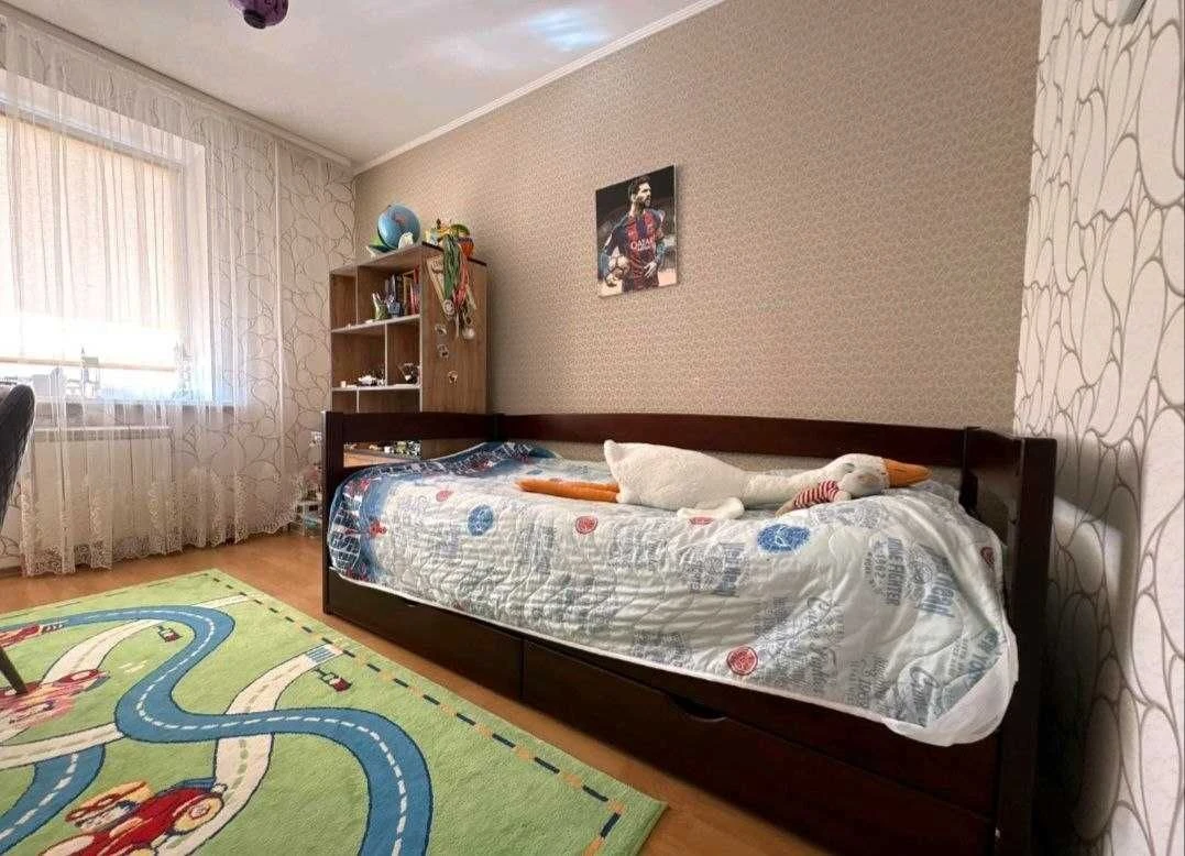 Продам 3 кім кв, р-н Поділля!!