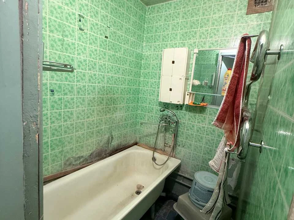 Apartment. Kharkiv, Peremohy Avenue.