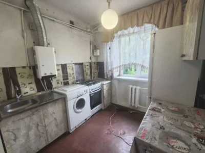 Продам 2 кім кв, р-н ВишенькаТЕРМІНОВО!!