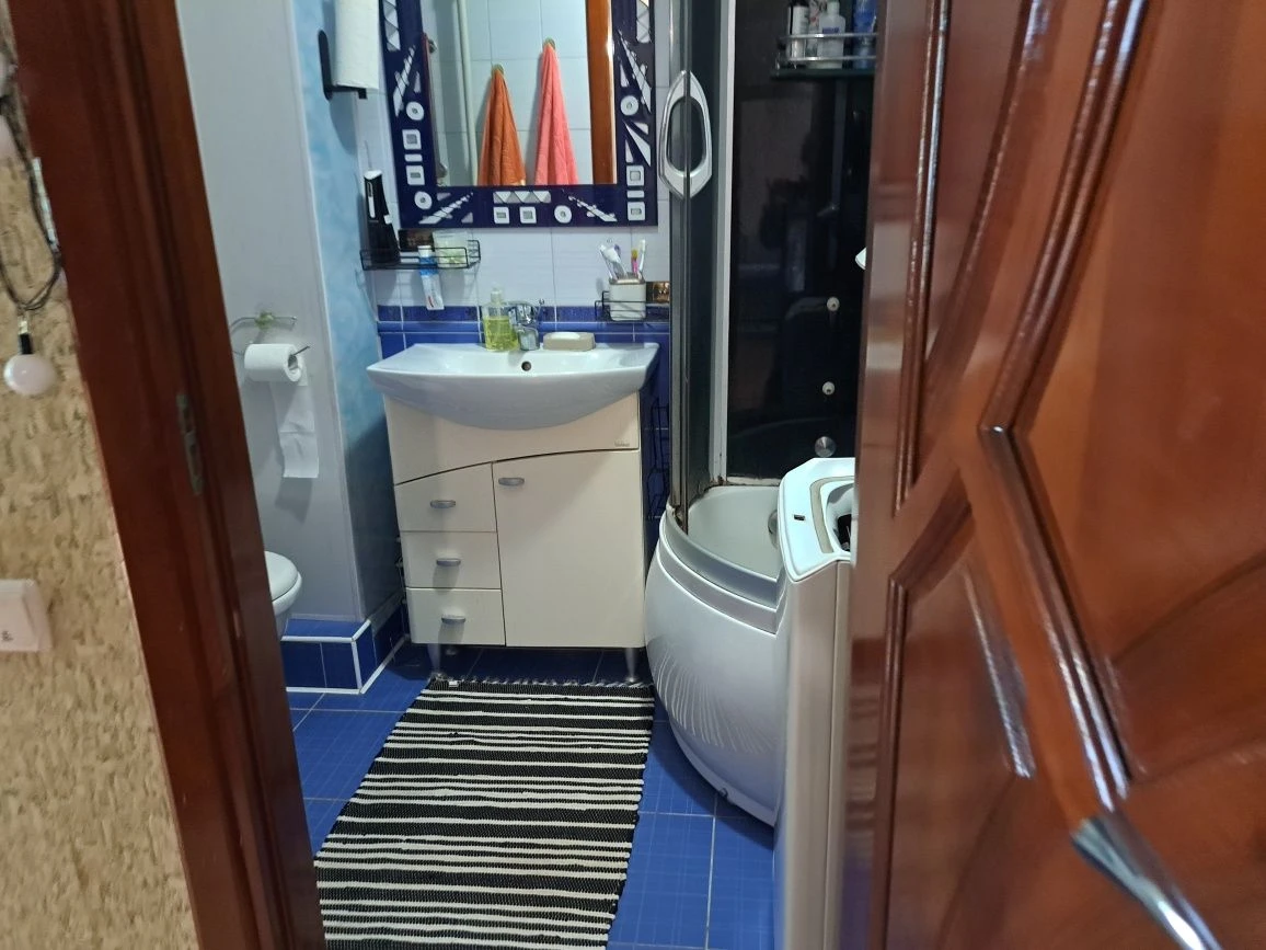 продам квартиру на Кореатовичів