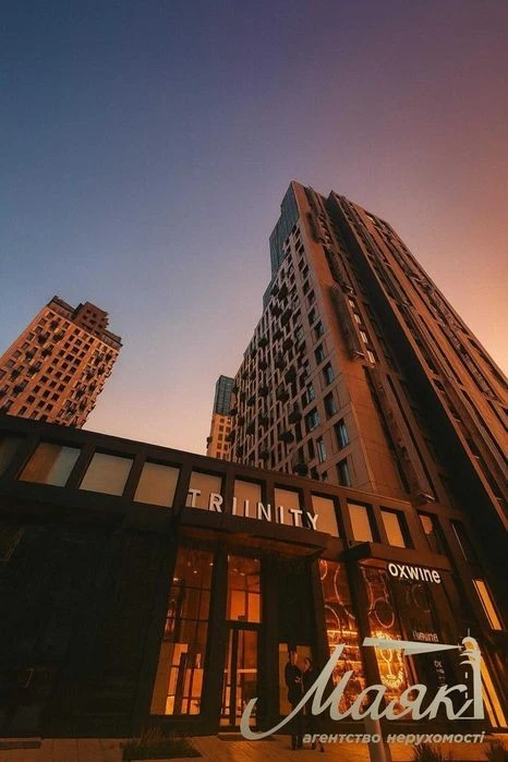WITHOUT % 3-room apartment for sale in the TRIIINITY residential complex, Pechersk, Center