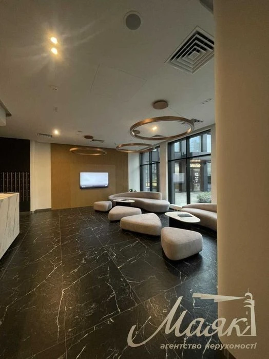 WITHOUT % 3-room apartment for sale in the TRIIINITY residential complex, Pechersk, Center
