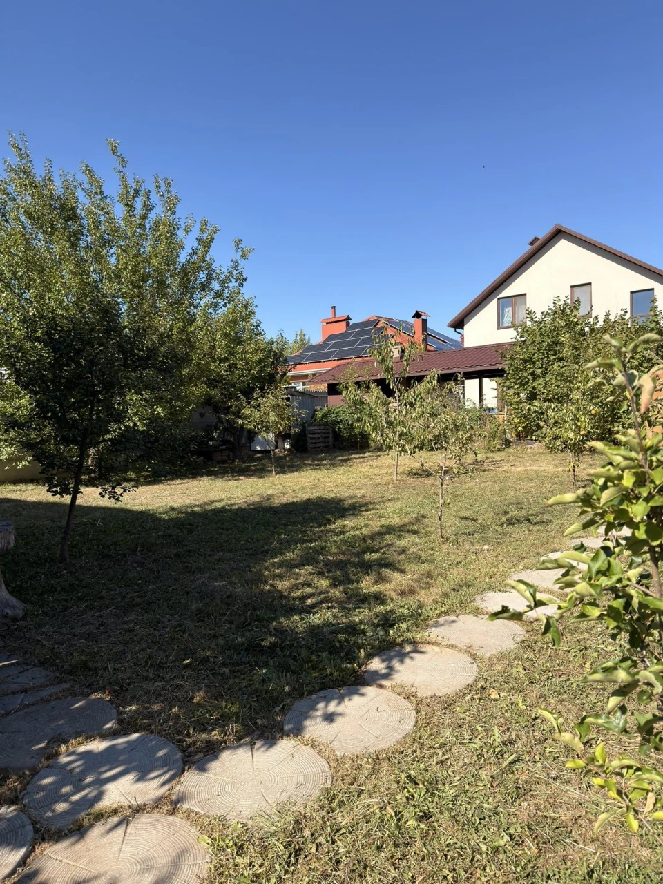 Продаж 2 поверхового будинку, ділянка 5 соток, 4 кімнати, Бе