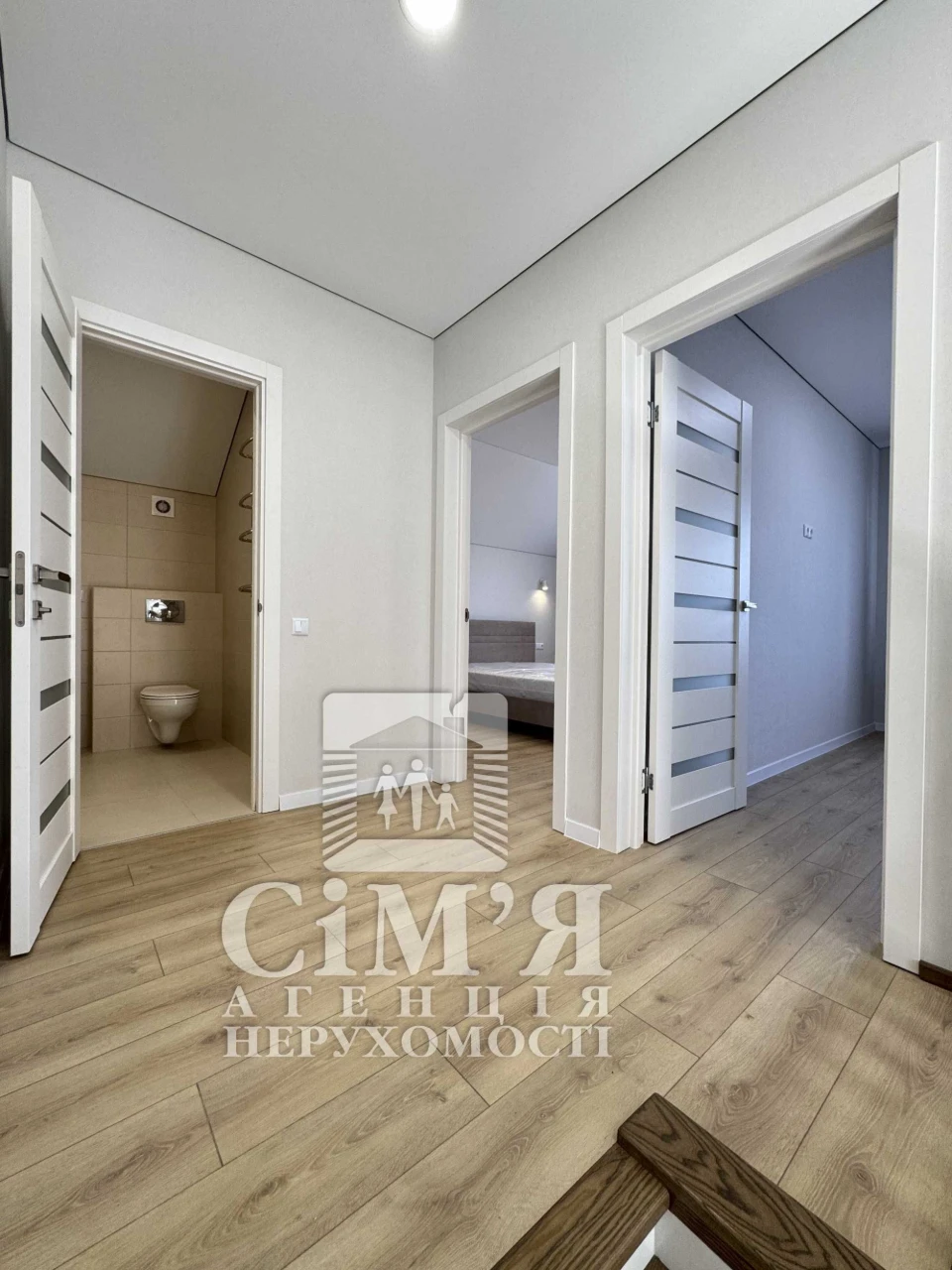 Продам НОВИЙ просторий сучасний будинок 4 кім + кухня студія