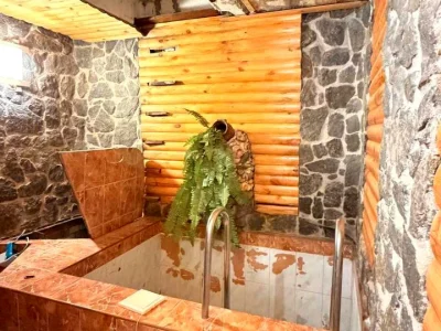 Будинок. Вінниця, Центральна