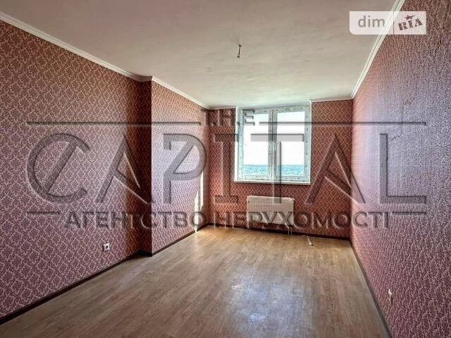 Sale of 3-room apartment 80 sq. m. on Solomiya Krushelnytska Street •