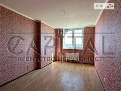 Sale of 3-room apartment 80 sq. m. on Solomiya Krushelnytska Street •