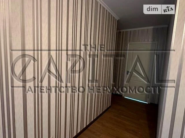 Sale of 3-room apartment 80 sq. m. on Solomiya Krushelnytska Street •