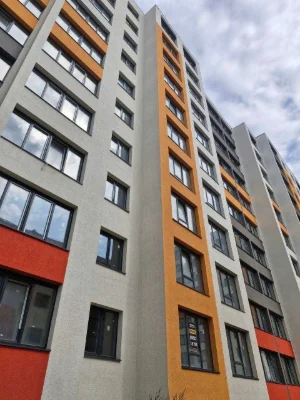 2-кімнатна квартира - 5 хв до Центру Міста!