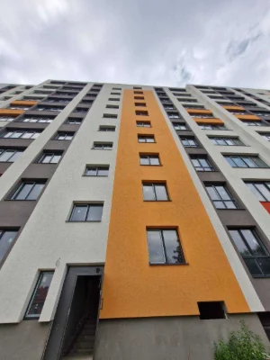 2-кімнатна квартира - 5 хв до Центру Міста!