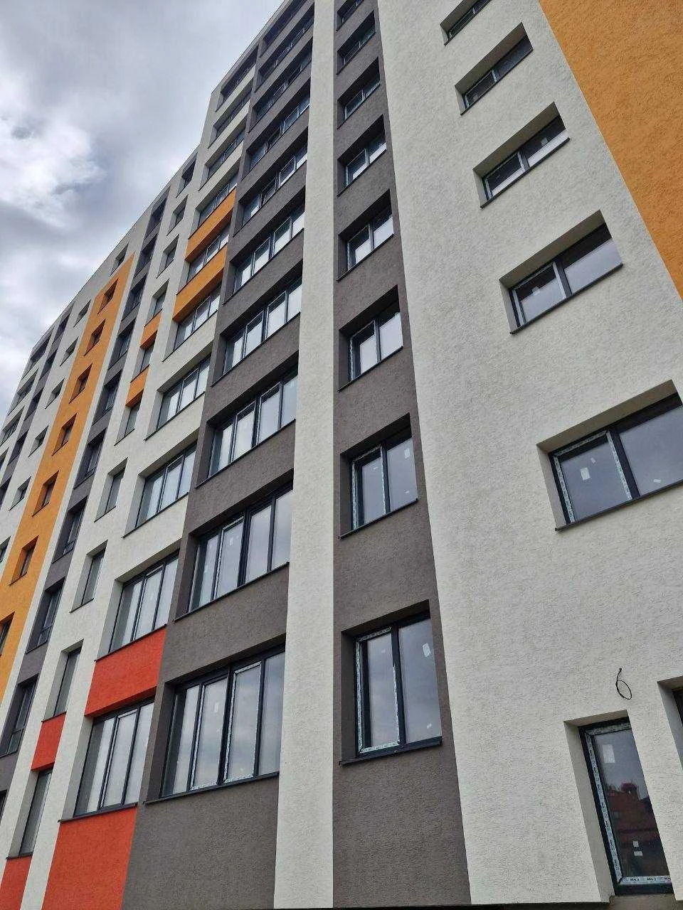 2-кімнатна квартира - 5 хв до Центру Міста!
