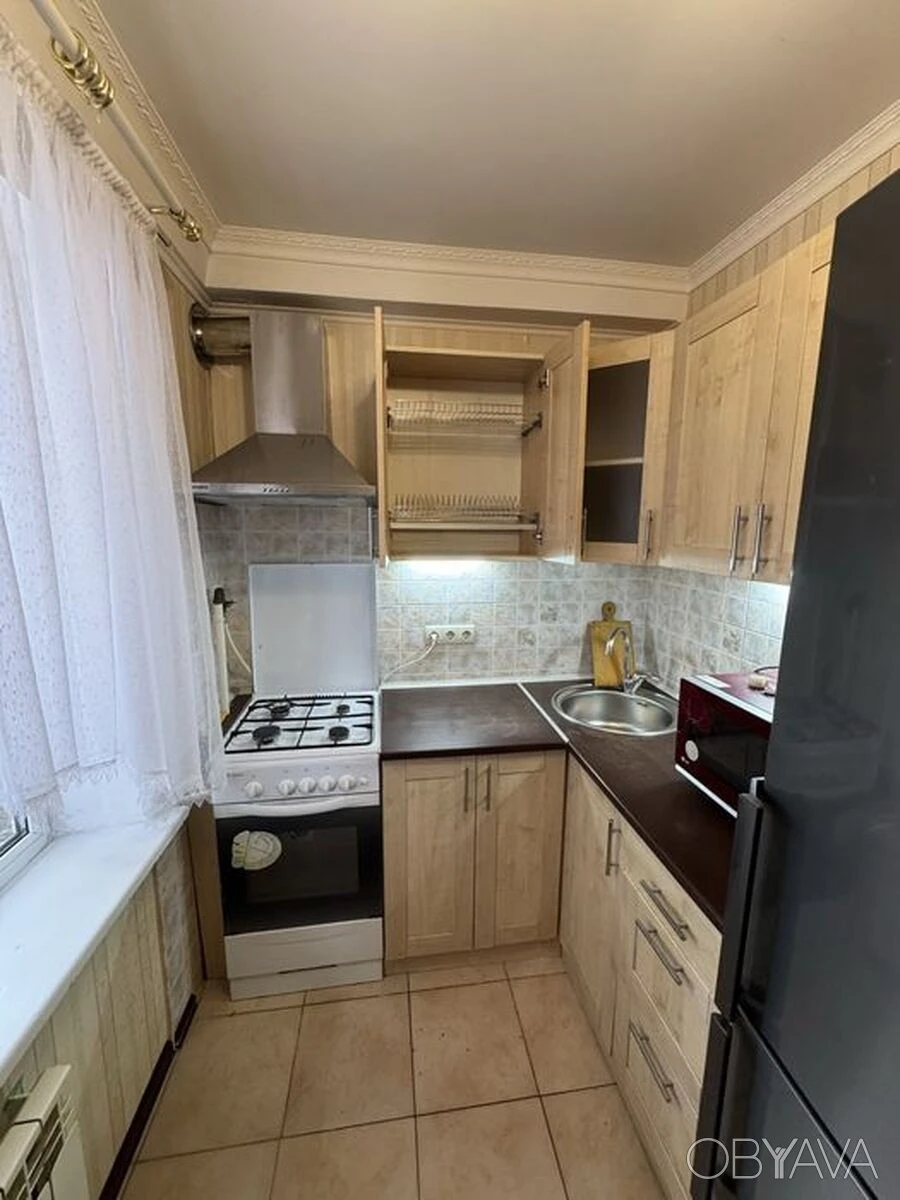 1 room apartment, 19 Chornykh Zaporozhtsiv St.