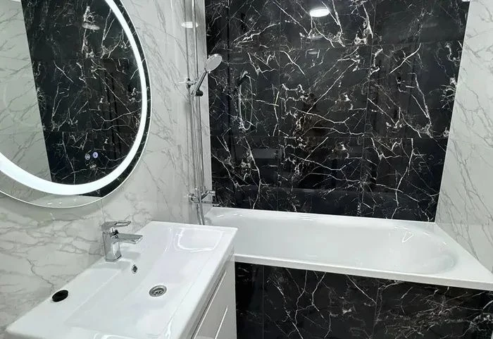 Продаж Нова квартира у центрі (меблі+техніка)
