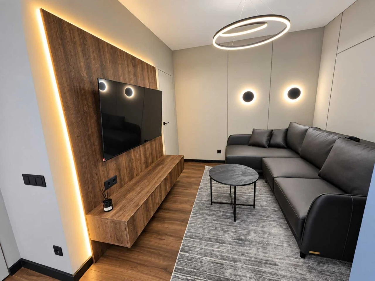 Дизайнерська 1к квартира 39 м² | Кухня-вітальня + спальня |