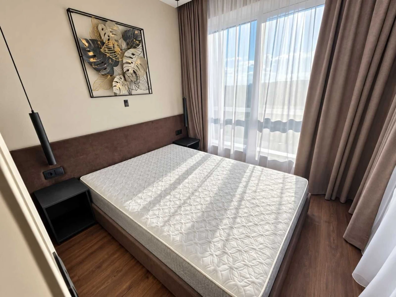 Дизайнерська 1к квартира 39 м² | Кухня-вітальня + спальня |