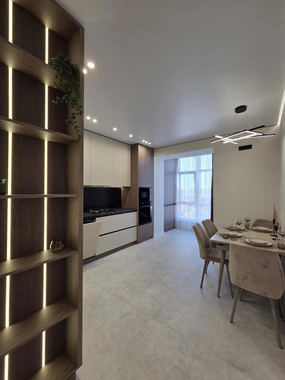 ПРОДАЖ дизайнерської 2 кімн квартири В ЦЕНТРІ МІСТА по вул.