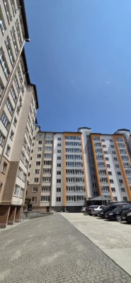 Продаж 3к. квартири сирець зданий!