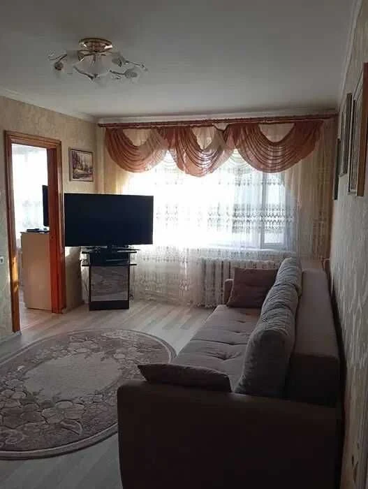 Продається затишна 4кім квартира в розвиненому мікрорайоні,4