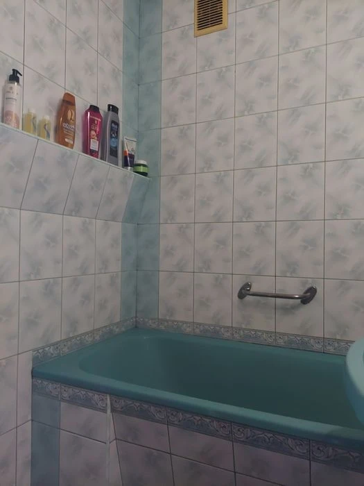 Price reduced 2 rooms sq.m. School 7/9 appliances furniture 22000 USD