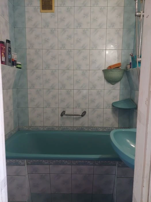 Price reduced 2 rooms sq.m. School 7/9 appliances furniture 22000 USD
