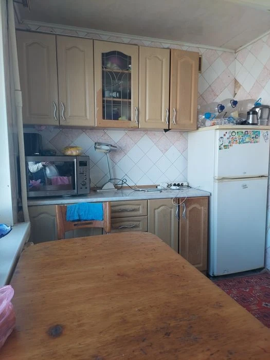 Price reduced 2 rooms sq.m. School 7/9 appliances furniture 22000 USD