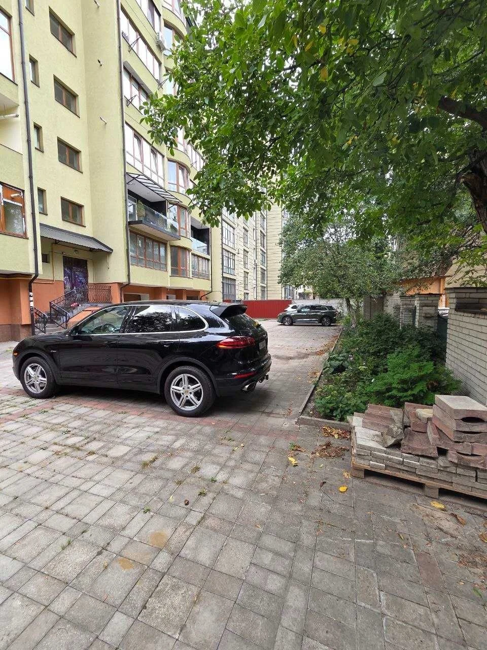 Продаж квартири у особняку 320м2,Центр_VD