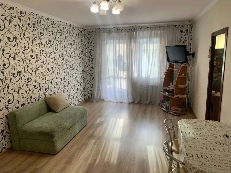 Продаю 3-х кім  квартиру. Покращене планування, 67,5м2. Вауч