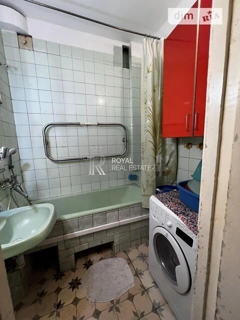 Sale of 3-room apartment 77.2 sq. m. on Kosti Gordiyenka 10 •