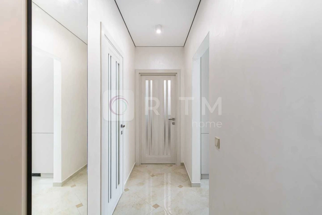 Панорама на гори! Готова 2-к квартира (72 м²) в елітному ЖК