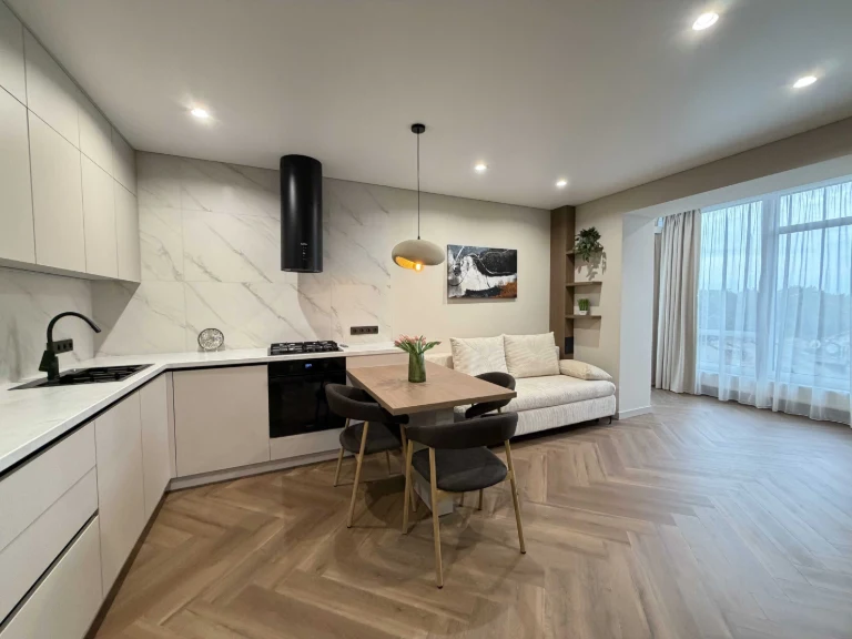 Продається сучасна 2-кімнатна квартира 70 м² у ЖК «Діброва П