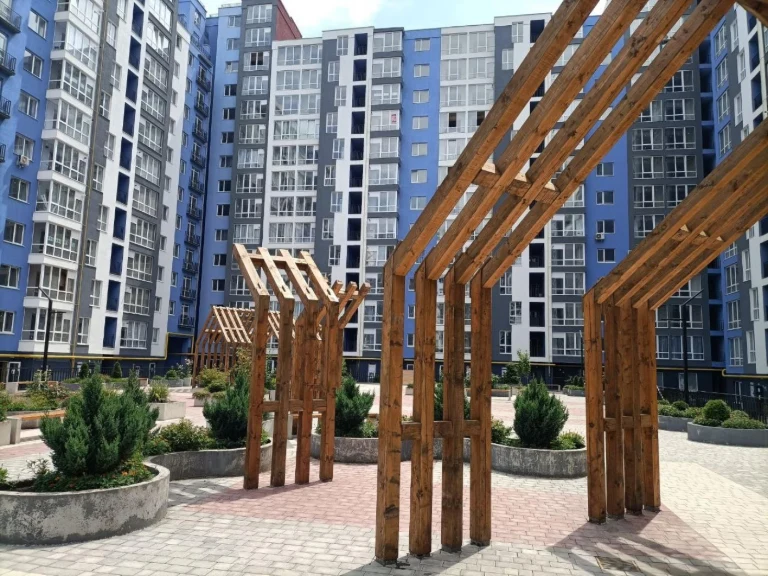 Продається 1 кімнатна  квартира  в ЖК Княгинин