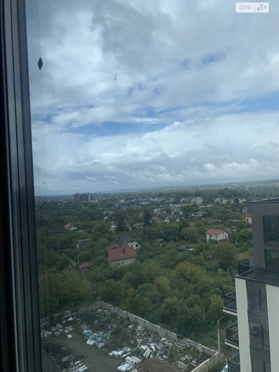 Продаж Квартира Набережна