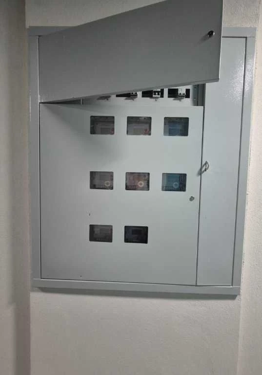 Продаю здану 1к. квартиру з виглядом на озеро!