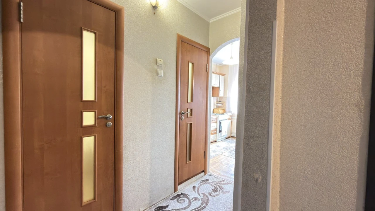 2кімнатна квартира з Ремонтом та меблями