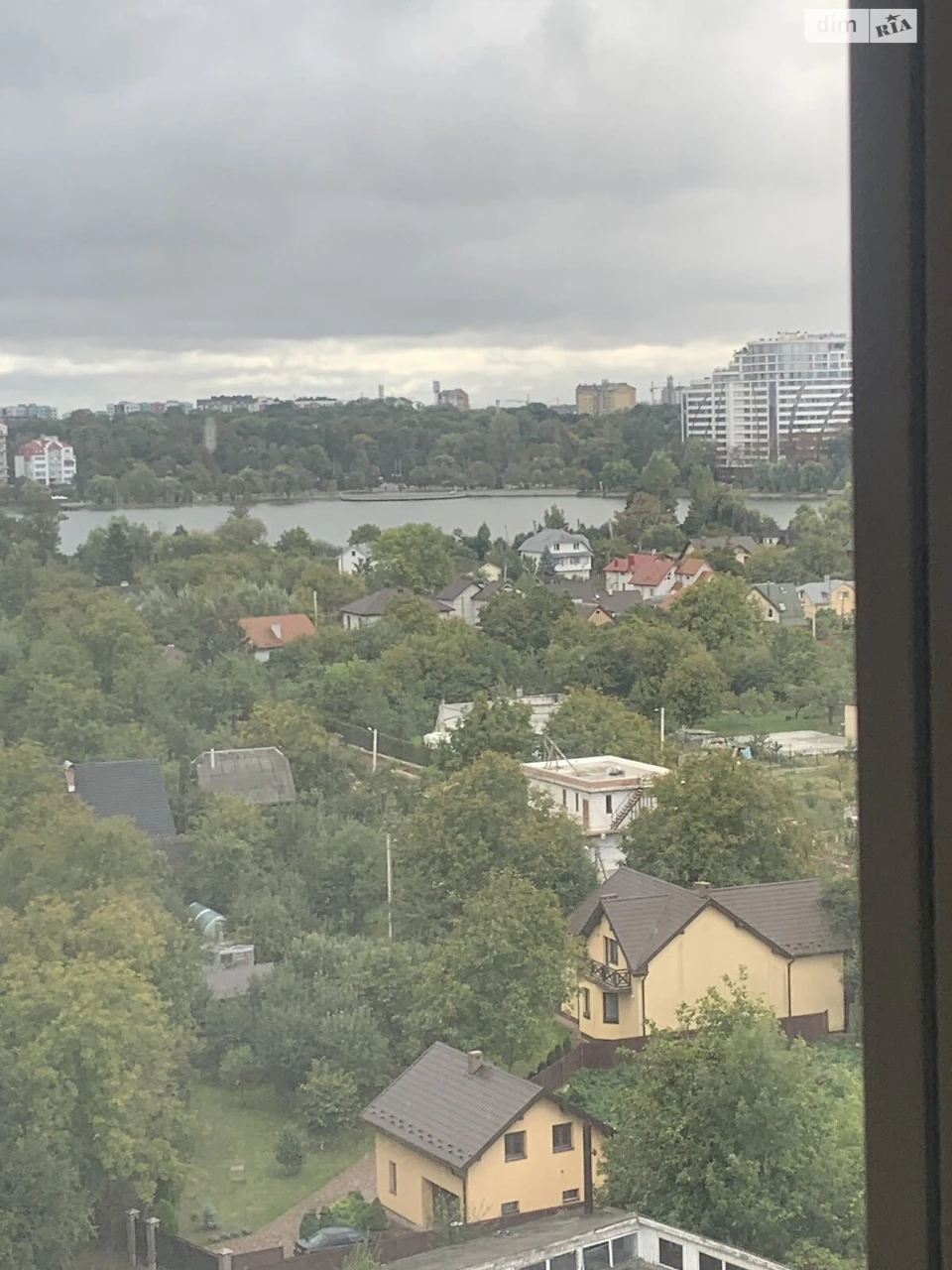 Продаж Квартира Набережна