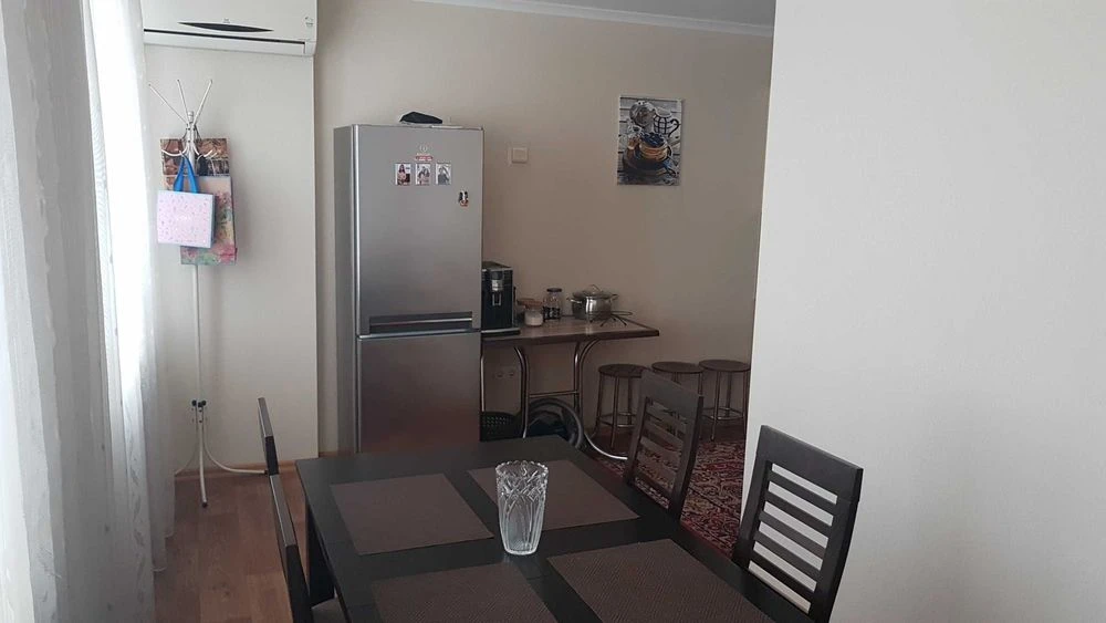 Продам 2x+ комнатную квартиру (Шевченковский р-н)(22000$)