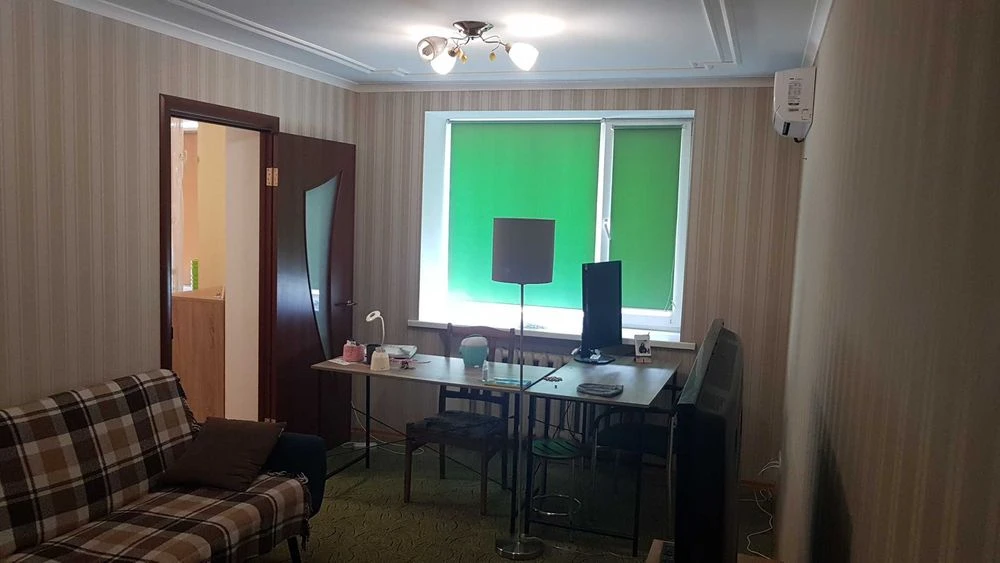 Продам 2x+ комнатную квартиру (Шевченковский р-н)(22000$)